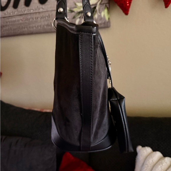 Juicy Couture Black Scotty Tote Bag UK release - Picture 8 of 8